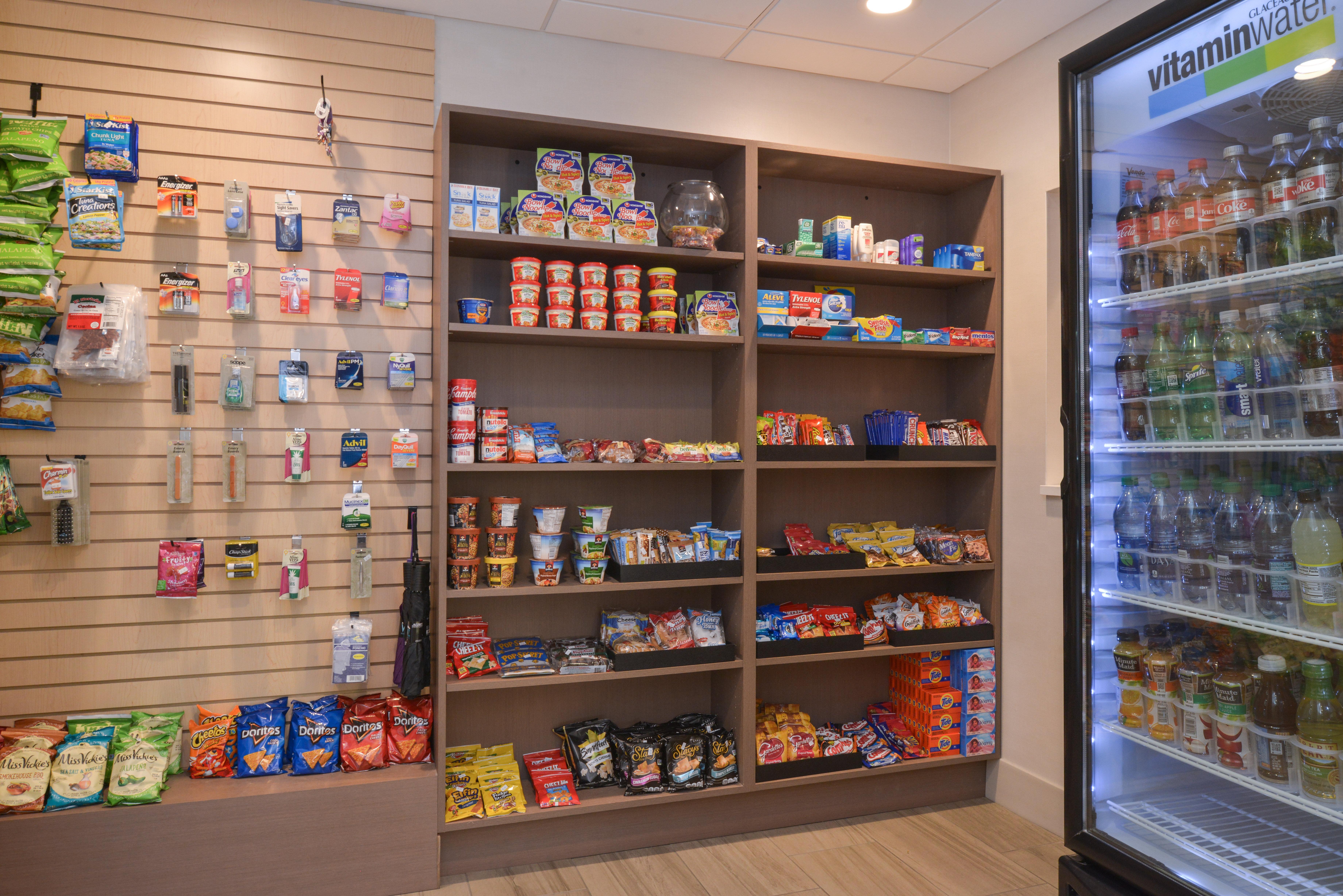 Express & Dtn-conv Ctr By Ihg 2*