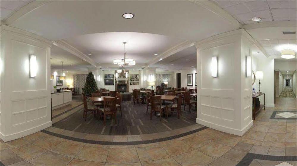 Express & Dtn-conv Ctr By Ihg