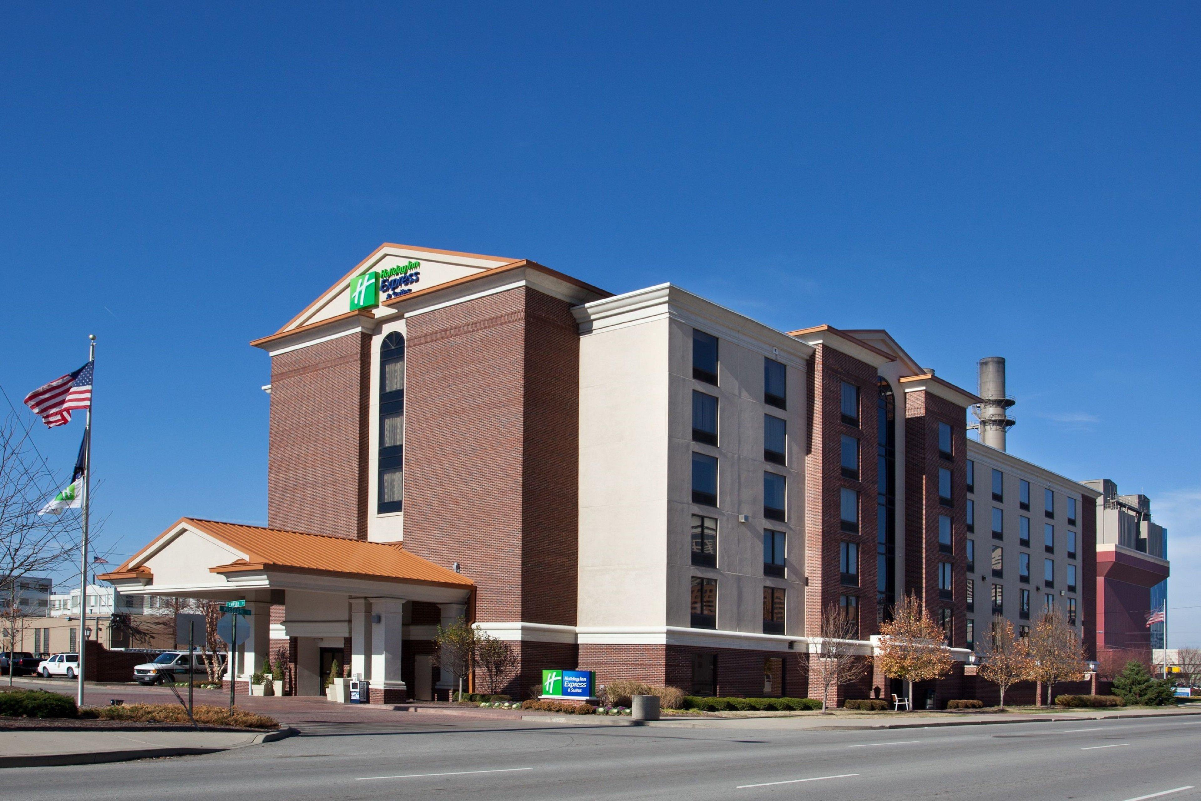 Holiday Express & Dtn-conv Ctr By Ihg 2* Indianápolis