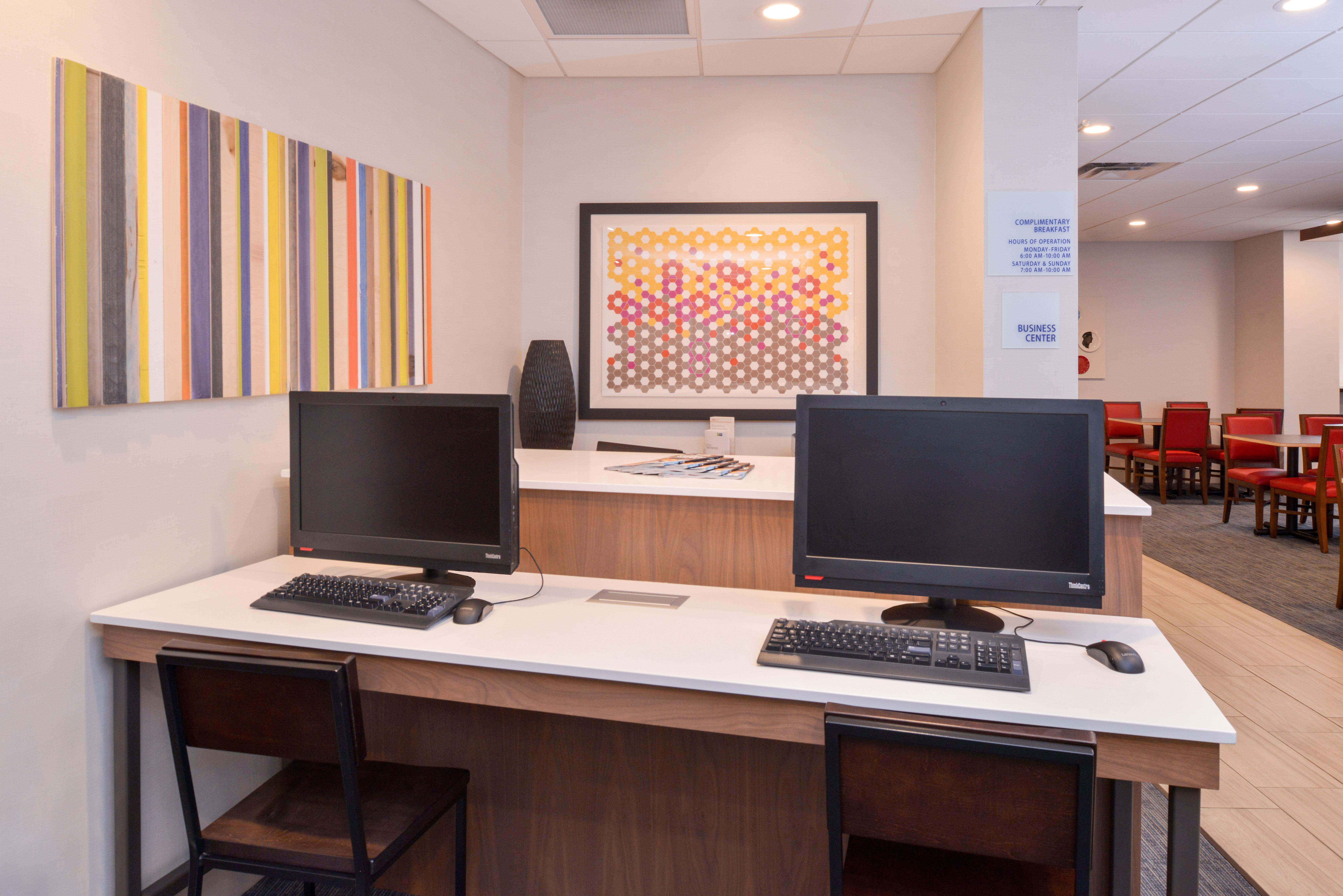 Holiday Express & Dtn-conv Ctr By Ihg