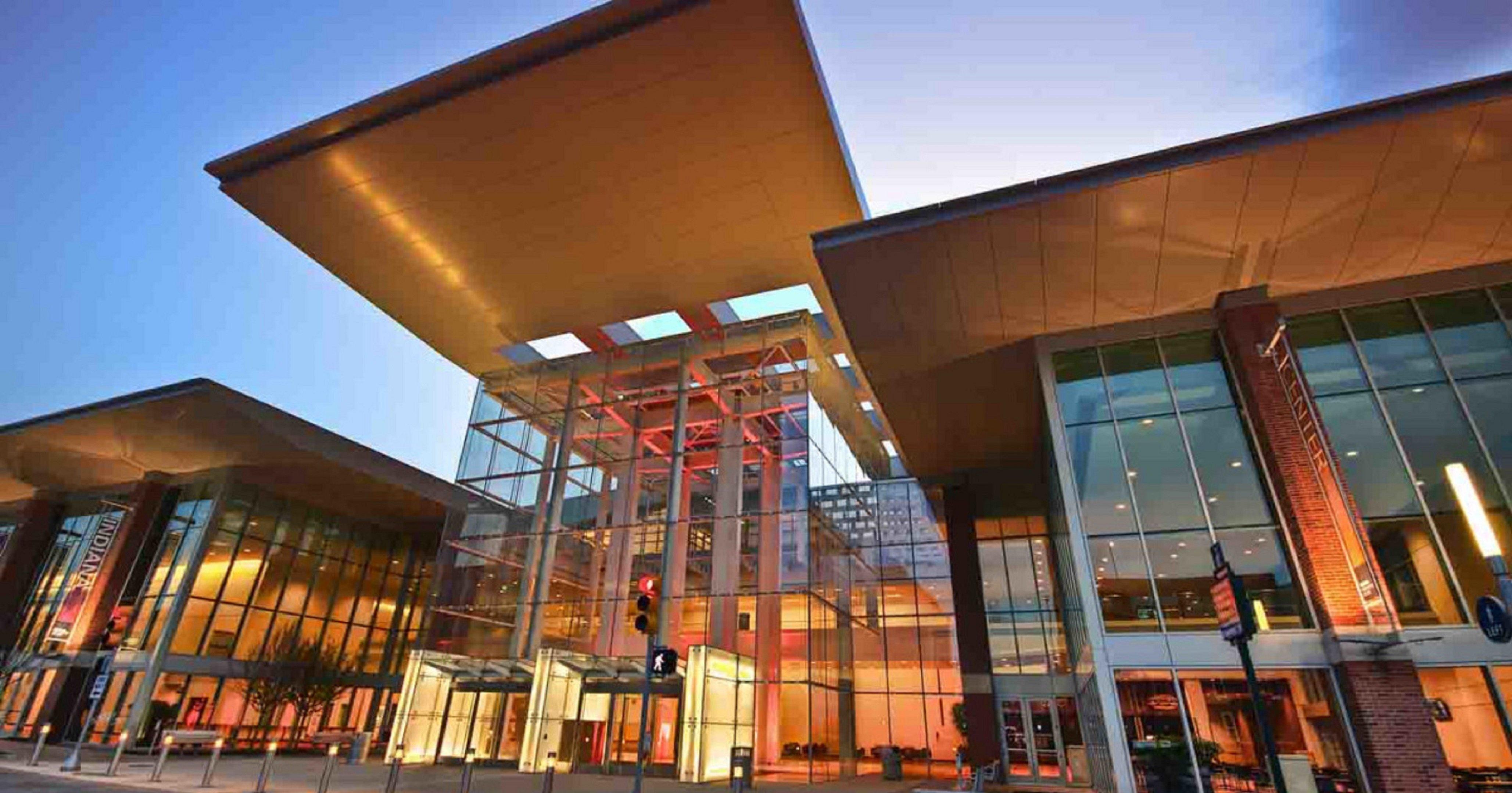 Hotel Holiday Express & Dtn-conv Ctr By Ihg 2*