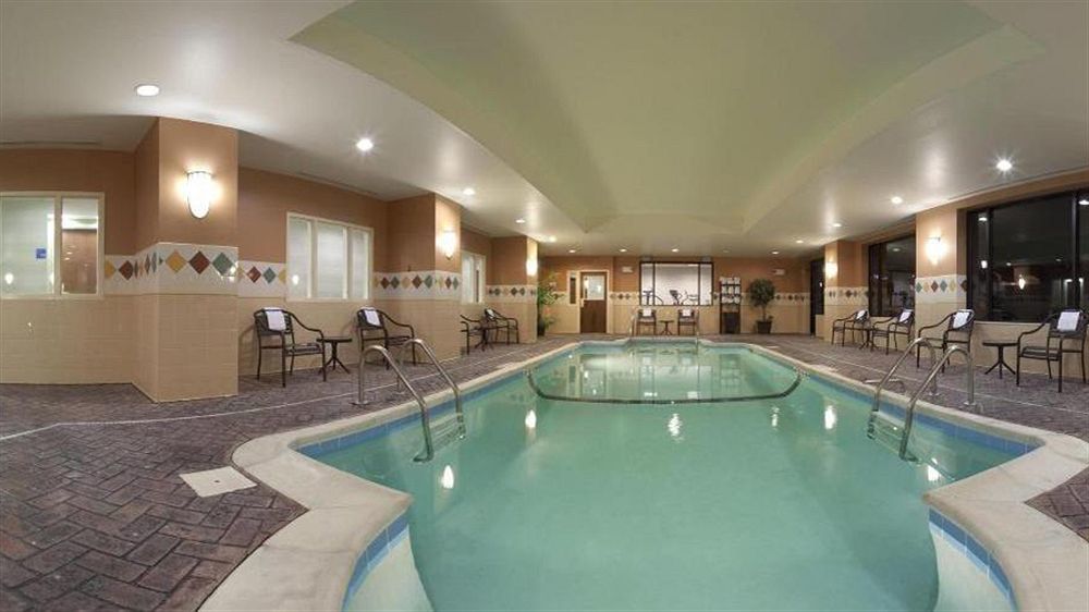 Hotel Holiday Express & Dtn-conv Ctr By Ihg