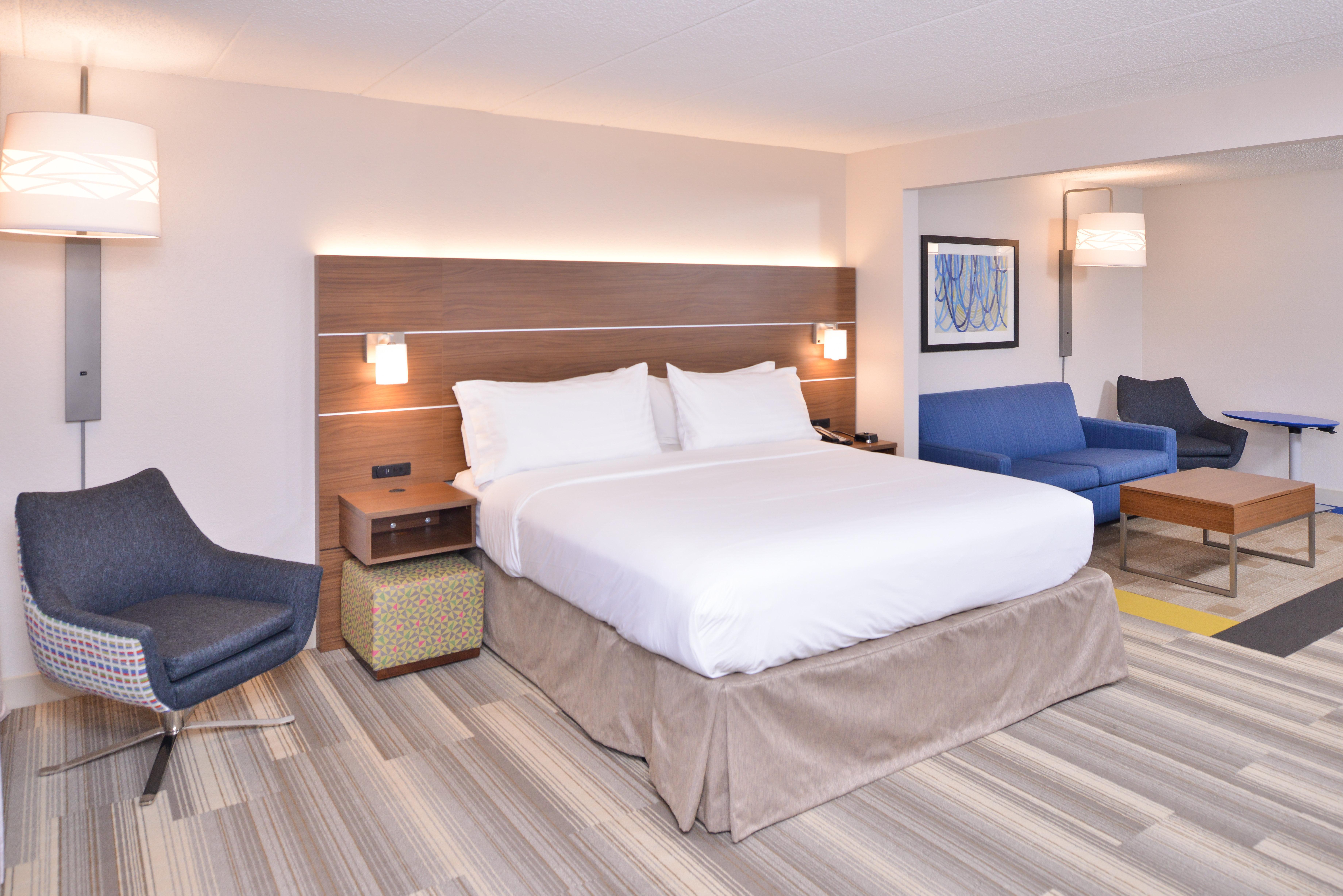 Hotel Holiday Express & Dtn-conv Ctr By Ihg 2*
