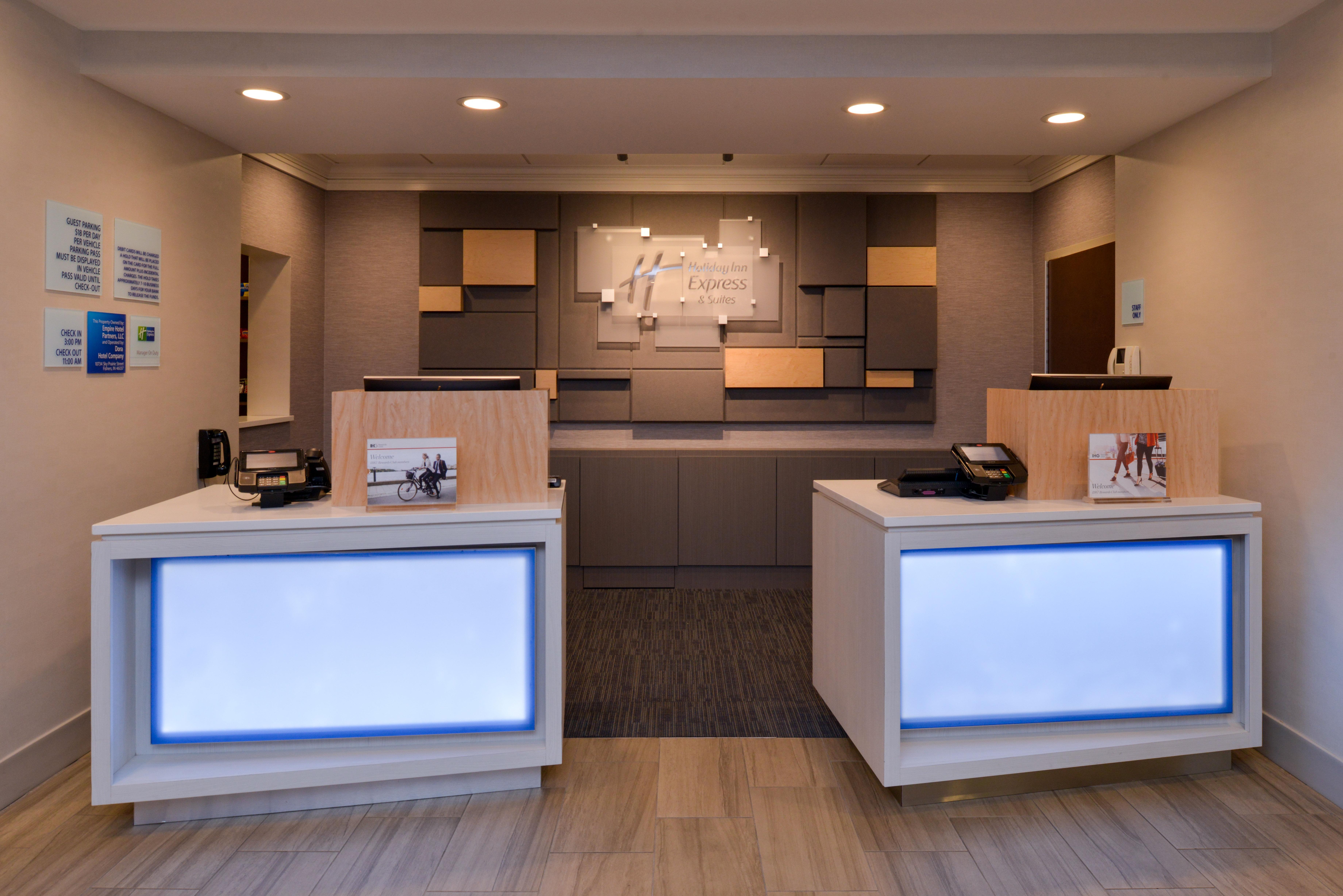 Holiday Express & Dtn-conv Ctr By Ihg
